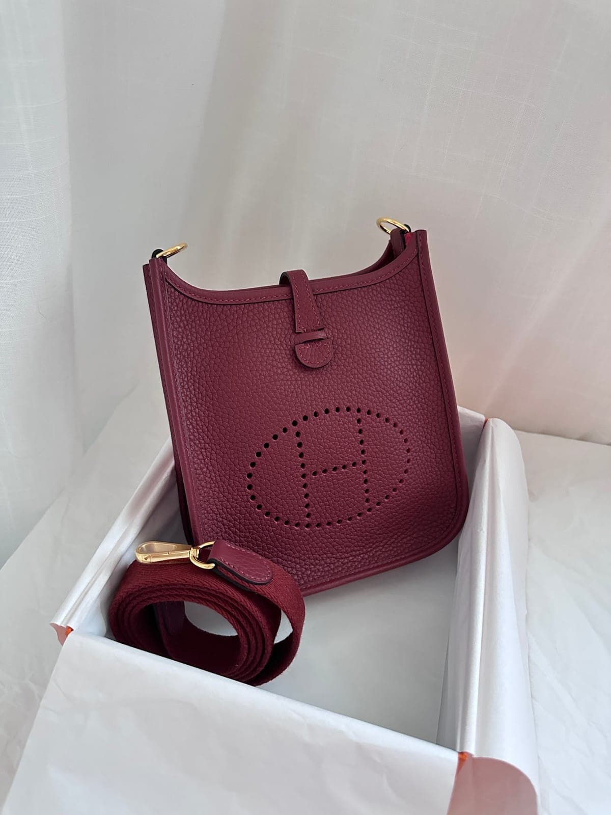 Hermès Evelyne 16 Rouge H GHW